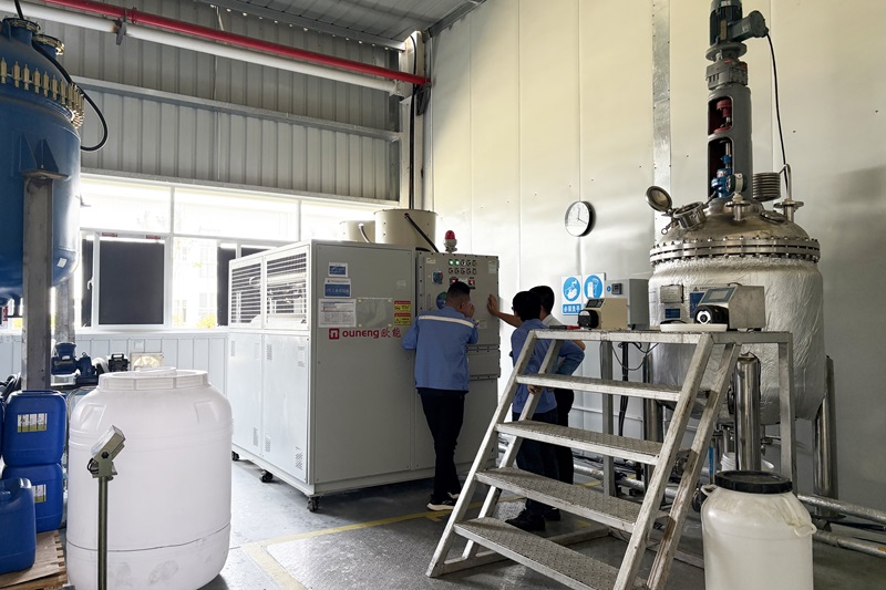 玻璃膜液反應釜防爆冷熱一體水溫機「歐能機械」