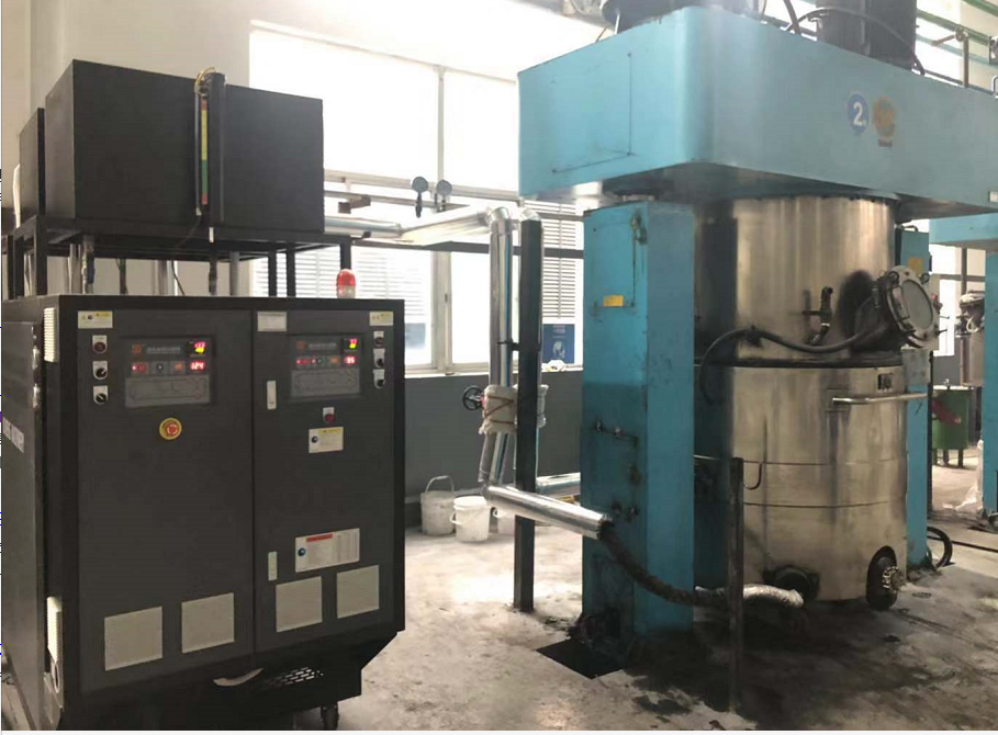 冷熱模溫機控溫現場